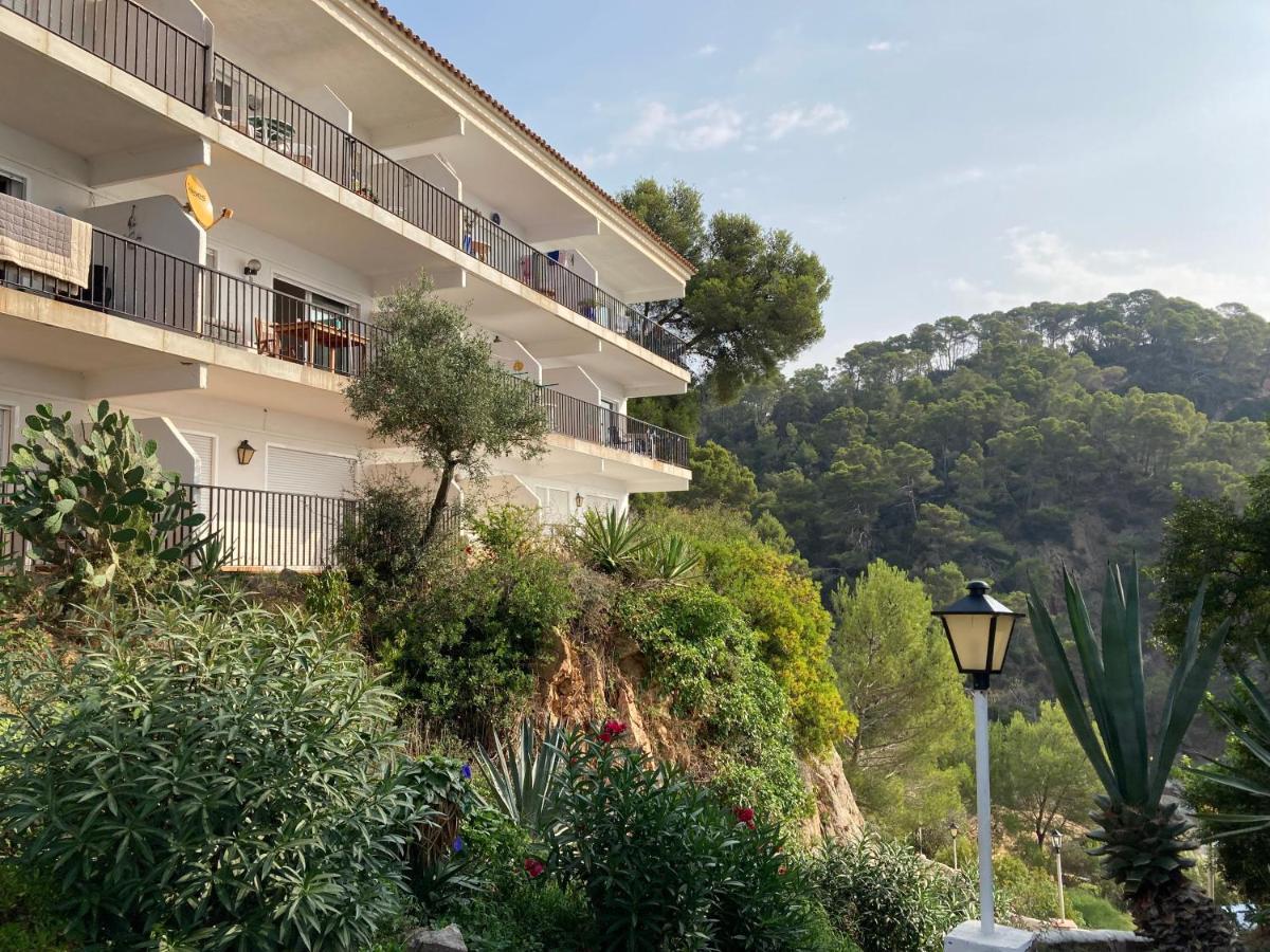 Bertur Cala Llevado Apartman Tossa de Mar Kültér fotó