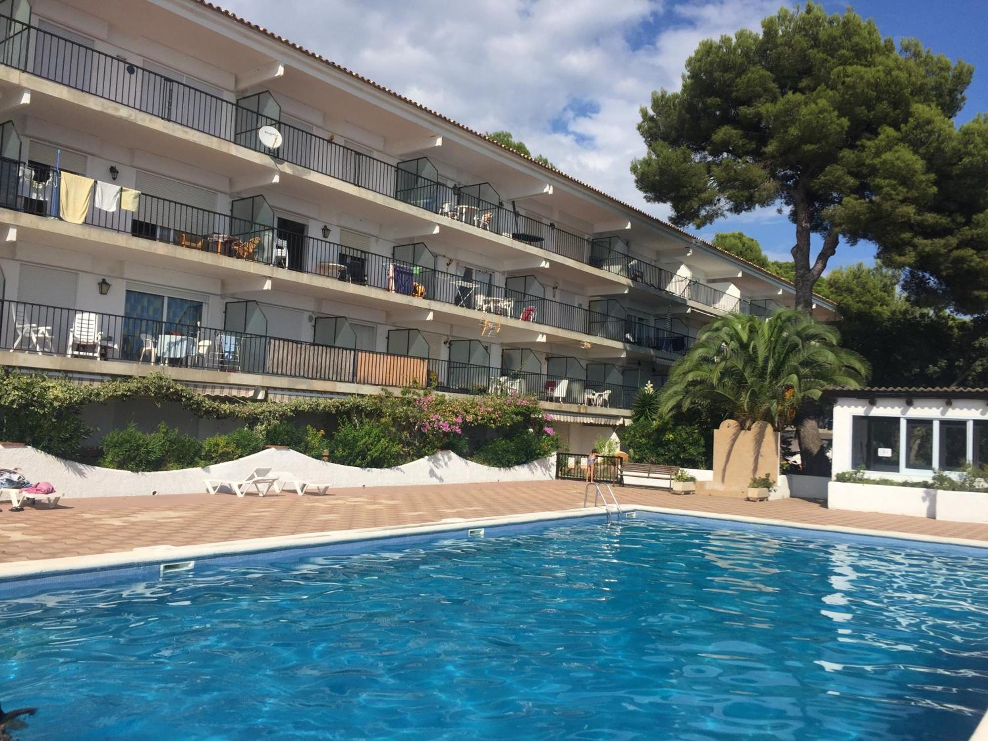 Bertur Cala Llevado Apartman Tossa de Mar Kültér fotó